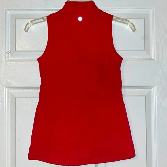 LuluLemon v-neck tank size 8 - Picture 3 of 7